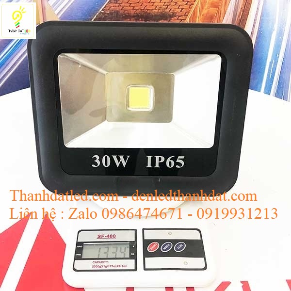 den-pha-ngoai-troi-30w đèn pha ngoài trời 30w