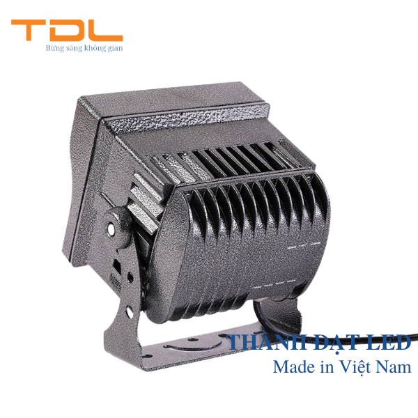 Đèn led rọi cột vuông 24w